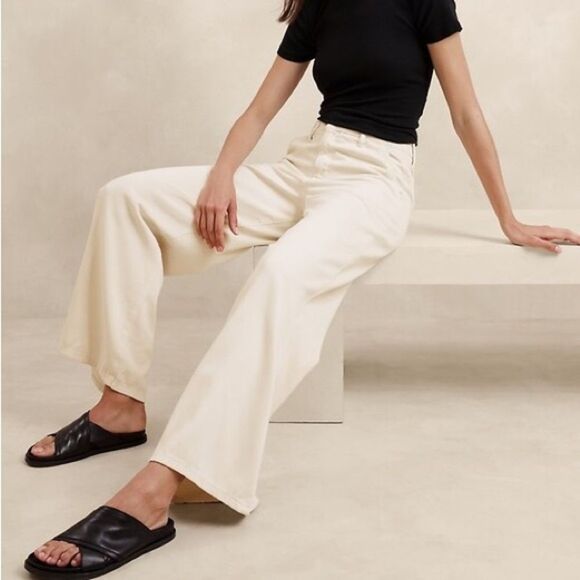 Banana Republic Tan Wide Leg Jeans - Picture 2 of 8